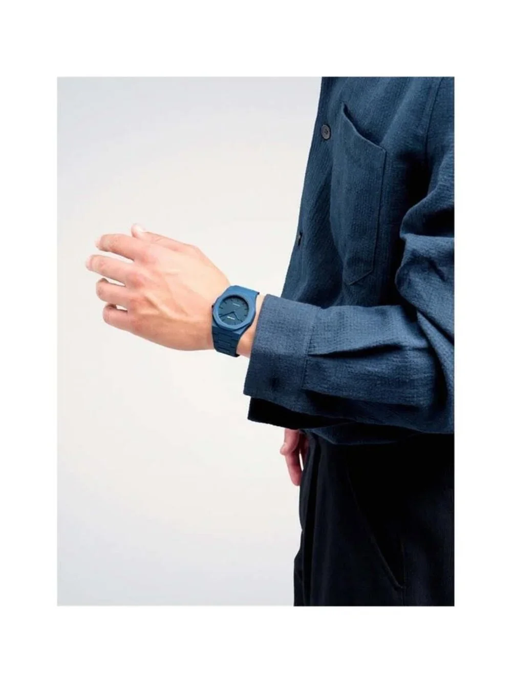 NWT D1 Milano Core Quartz Blue Dial Men's Watch